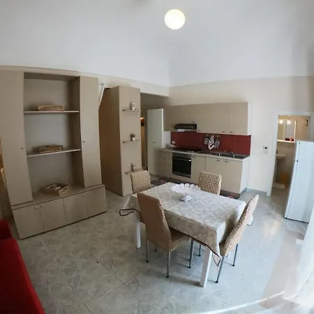 Le Stanze Di Ricci - Cost