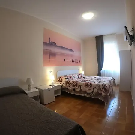 Le Stanze Di Ricci - Affittacamere Low Cost Guest house *