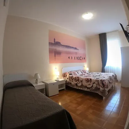 Le Stanze Di Ricci - Affittacamere Low Cost Guest house